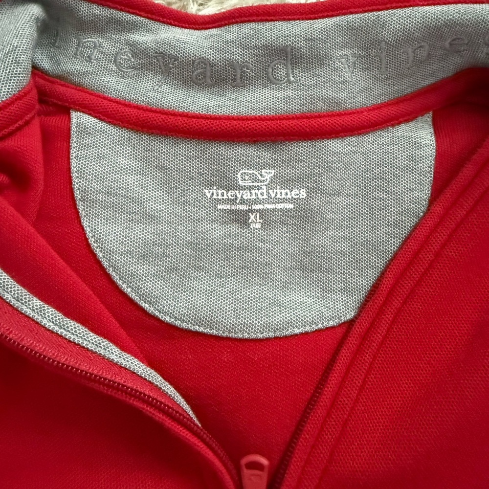 Vineyard Vines Red 1/4 Zip (Boys XL)